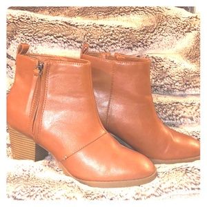 Old Navy Ankle Booties ;Camel